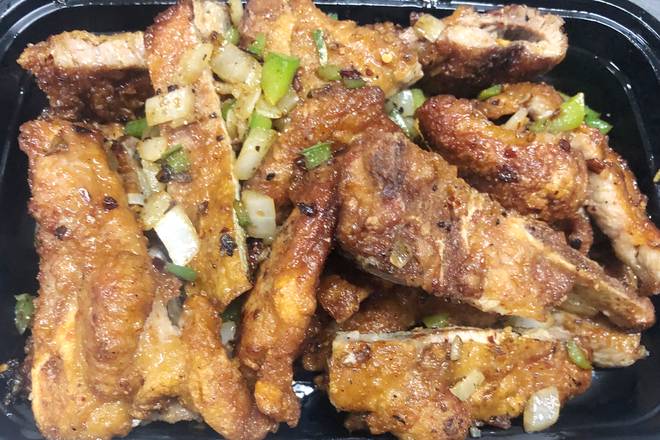 Deep fried Pork Chops in salt and pepper Sauce (spicy) 椒盐猪扒